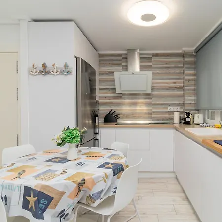 Apartamento Housekepper Tu Refugio Cerca Del Sardinero